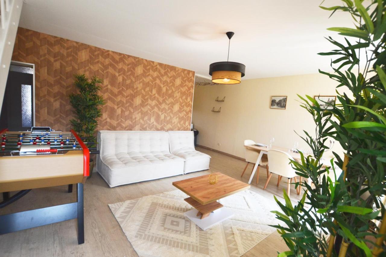 Capstay Cosy Centre 2 Chambres Babyfoot & Netflix Raismes Exterior foto